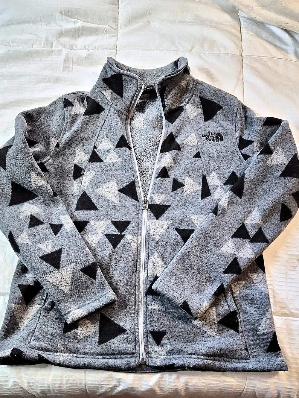 The North Face Women's Geometric Fleece Jacket Gray & Black Large